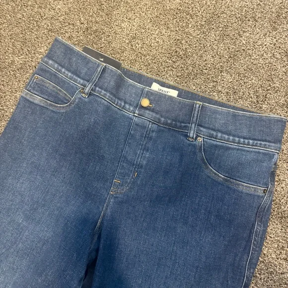 SPANXshape Original EveryWear
Flare Jeans - Picture 3 of 8